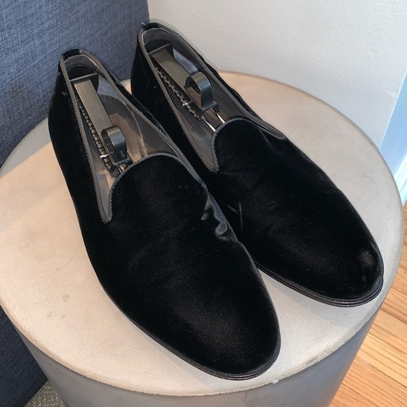 M. Gemi’s Velvet Smoking Slipper - Picture 2 of 9